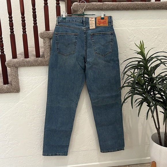 LEVI’S Women’s 550 Relaxed 32 x 32 Blue Jeans NWT - Picture 3 of 16